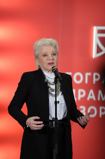 "PORODICA JU JE MALTRETIRALA, KORISTILA JE PSIHOAKTIVNE SUPSTANCE" Mirjana Karanović otkrila jezive detalje o Teodori koja je umrla nakon što je usmrtila članove porodice