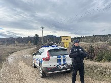 POLICIJA 24 SATA DNEVNO I DALJE ČUVA KUĆU UBIJENIH MADŽAGALJA Nakon što je Alija izvršio ubistvo, dve porodice se iselile iz sela Sokolac