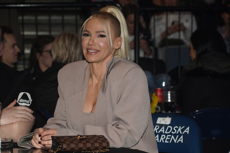 NATAŠA BEKVALAC ZAVRŠILA U POLICIJI Pevačica kažnjena, ovo su detalji