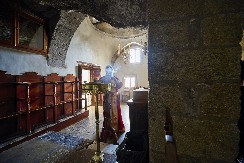 "OVO JE POKUŠAJ DA SE OBEZVREDNI HRIŠĆANSTVO!" Protonamesnik Mića Đorđević se oglasio za Alo! povodom optužbi na račun oca Slaviše S.!