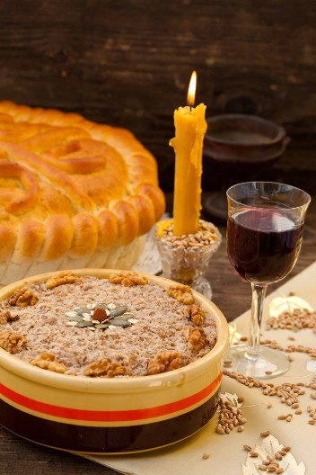 VERNICI SU SVAKE GODINE U DILEMI Služi li se na Aranđelovdan slavsko žito, sveštenik dao odgovor