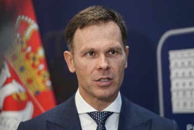 MALI PODELIO KLJUČEVE DOBITNICIMA NAGRADNE IGRE Izvučeni računi manji od 200 dinara