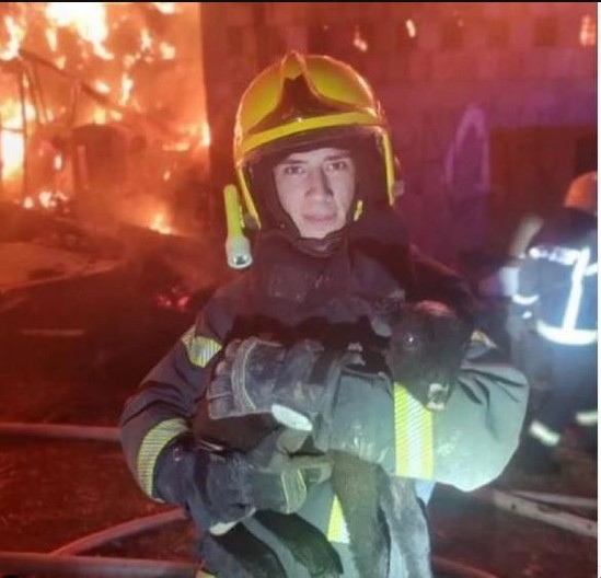 SVAKA ČAST O potezu mladog vatrogasca Ivana bruji Srbija