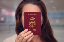 HRVAT PITAO SRBE KAKO DA DOBIJE SRPSKI PASOŠ Kad vidite kako su ga ljudi zakucali u komentarima, plakaćete od smeha!