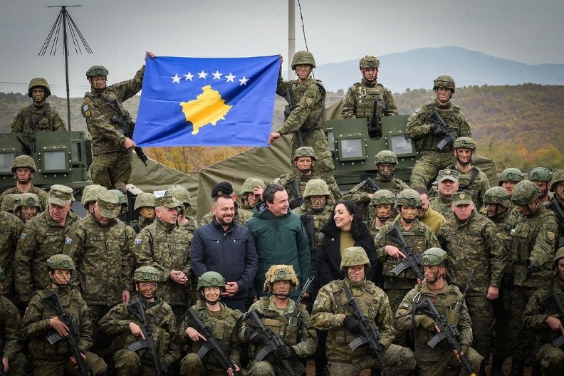 KURTI HOĆE DA NAPADNE SEVER PRE NEGO TRAMP STUPI NA DUŽNOST! Pomahnitali premijer lažne države Kosovo skovao jeziv plan