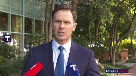 SINIŠA MALI Dva stuba budžeta,rast životnog standarda građana i nastavak rasta Srbije