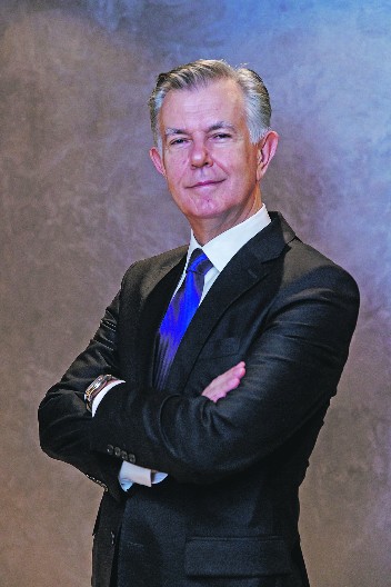 OSMI SRPSKI DANI OSIGURANJA „PUSTITE JUČE...“ Polisa osiguranja nije sinonim statusa, već potreba