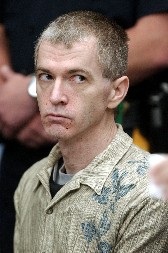 OVO JE NAJVEĆI SERIJSKI UBICA IKADA! Svuda je sejao smrt, pravi broj žrtava nikada nije OTKRIO: Po njegovom životu snimljena kultna serija! (FOTO)