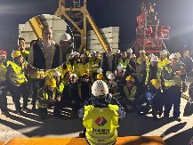 VUČIĆ NA EXPO GRADILIŠTU Predsednik Srbije sa radnicima koji zidaju i noću, po najvećoj hladnoći (FOTO)