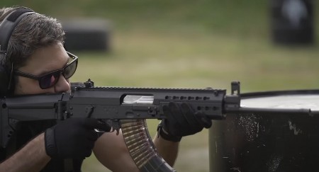 OVO JE NOVA VISINA POREZA NA ORUŽJE Tačno se zna koliko je za pušku, pištolj, držanje i nošenje