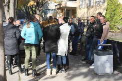 DA LI ĆE SE BLAŽIĆ IZVINITI PUNOMOĆNIKU PORODICA UBIJENIH Obećao odgovore na pitanja mimo masakra