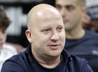 MARKO NIKOLIĆ U TEŠKOJ SITUACIJI Navijači CSKA ga teraju iz kluba, srpski trener trpi žestoke kritike