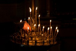 PREMINUO LEGENDARNI PEVAČ Muzička scena zavijena u crno!