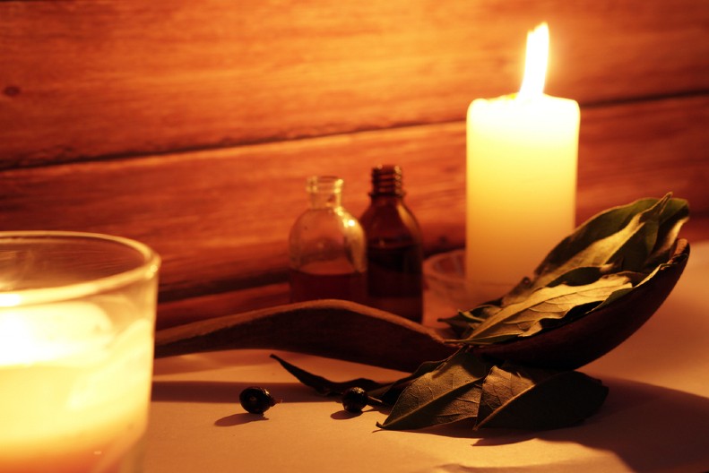 VEČERAS POD JASTUK STAVITE LOVOROV LIST Iznenadićete se efektom ujutro!