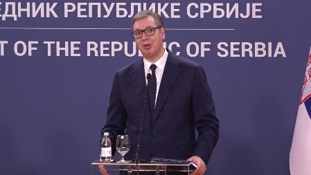Predsednik Aleksandar Vučić stigao na meč između Crvene zvezde i Štutgarta