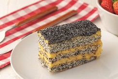 CRNO ŽUTI KOLAČ SA MAKOM Desert koji se ne odbija, sladak i poseban