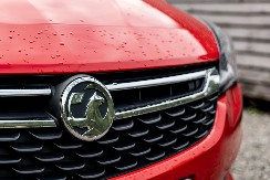 STELANTIS ZATVORIO FABRIKU STARU 120 GODINA Zatvranje ubrzalo odluku Britanaca da pređu na električna vozila