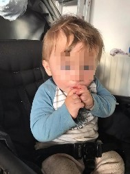 DEČAK (2) UMRO OD GLADI, LEŽAO KRAJ MRTVOG OCA! Otkriveni JEZIVI detalji tragedije