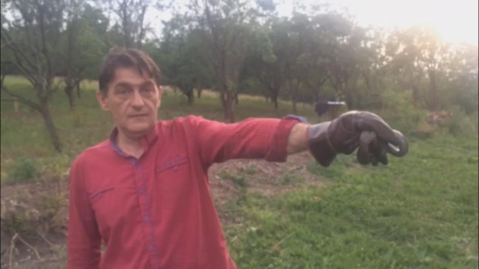 OVAJ ČOVEK SPASIO JE MNOGE LJUDE Dejan ustaje i u pola noći kad ga pozovu, a ono što on radi drugi ne smeju ni da zamisle