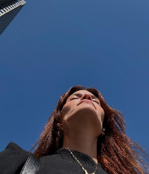 KIDNAPOVANA POPULARNA MANEKENKA Sa njom oteti i muž i dete (11), napadači ih odvezli do kolibe van grada!