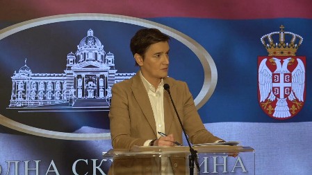 "OSTAVITE DECU NA MIRU" Brnabić: Mučna je činjenica da je namerno izvela dete Miloša Vučevića da protestuje protiv svog oca