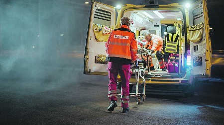 "JEDAN GUTLJAJ AZOTNE KISELINE MOŽE BITI VEOMA OPASAN" Pedijatar o slučaju devojčice iz Obrenovca koja je na času pokušala samoubistvo