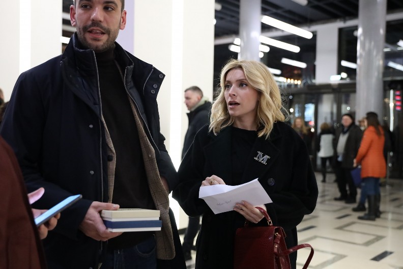 "NASKAČEŠ NA SVOG KUMA..." Anđelka Prpić prvi put o skandalu koji je doživela na ulici: "Bila sam sa sinom"