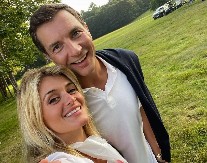 OVI JOVANOVIĆI SU TRAMPOVA DESNA RUKA Otkrivamo ko je Srbin iz Čikaga, otac četvoro dece, muž Dafne Oz i čelnik američke državne banke