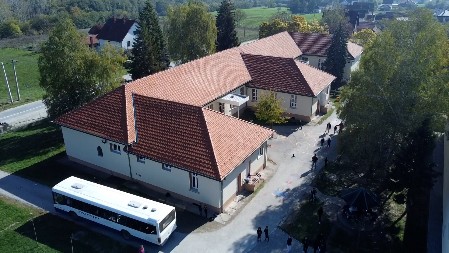 VRATILI UNIFORME, A SAD I ĐAKE U ŠKOLSKE KLUPE! Osnovna škola iz Gornje Gorevnice počela sa normalnom nastavom!