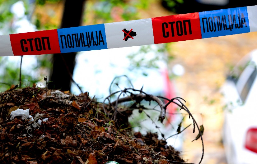 JEZIVO! MUŠKARAC SE RAZNEO BOMBOM U BLOKU 44 Izvršio samoubistvo nasred ulice!