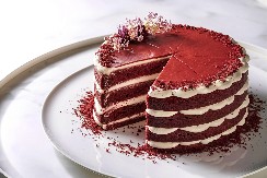 NELEGALNO PRODAVALA TORTE I ZARADILA 72.000 EVRA Sada joj preti visoka kazna!