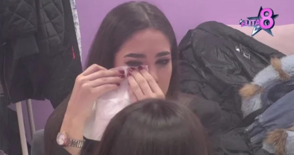 JECAJI ANĐELE ĐURIČIĆ ODZVANJAJU BELOM KUĆOM! Slomila se potpuno zbog Gastoza, grca u suzama!