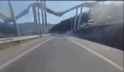 UZNEMIRUJUĆ VIDEO OBRUŠAVANJA MOSTA U JUŽNOJ KOREJI Kontrukcija zatrpala radnike, ima mrtvih!