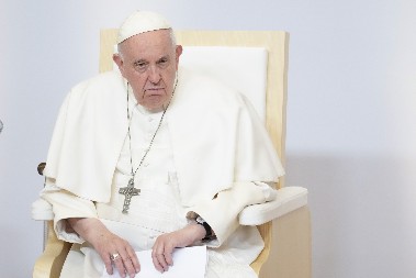 VATIKAN SE HITNO OGLASIO Ovo su najnovije informacije o zdravstvenom stanju pape Franje