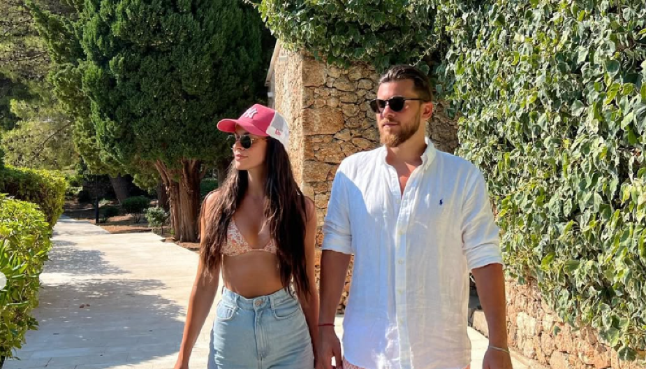 OVO JE MLAĐI MUŽ DRAGANE KOSJERINE Stomatolog iz Portugala osvojio srce voditeljke, zaljubili se na prvi pogled!