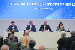 VIŠE OD 60 KOMPANIJA NA DIJALOGU PRIVREDE I DRŽAVE Formira se Centar za privredne inicijative