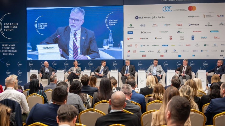 Ministar Ristić o digitalnoj transformaciji Srbije i ubrzanom razvoju IKT sektora u okviru Kopaonik biznis foruma