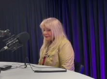 EMOTIVNE REČI HANKE PALDUM POTRESLE NACIJU Oglasila se nakon smrti prijatelja i saradnika Saše Popovića