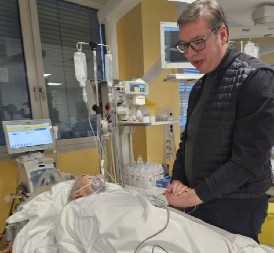 "VERUJEM U NJENU SNAGU" Predsednik Vučić u bolnici sa povređenom poslanicom Jasminom Obradović (FOTO)
