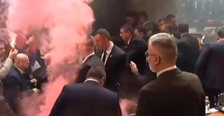 Ministar Ristić: Narodna skupština je mesto za sukobljavanje argumenata, a ne ljudi