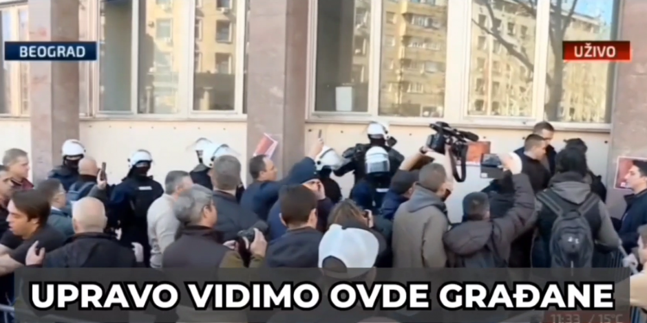 OVAKO ANTISRPSKI MEDIJI OBMANJUJU JAVNOST: Tvrde da se građani sukobe sa policijom, a pogledajte svojim očima šta je ISTINA! (VIDEO)