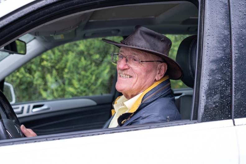 PENZIONER BOŽO REŠIO DA PRODA ''PUNTIĆA'' Star 23 godine, prešao jedva 130 hiljada, ali kad vidite koja je cena, prevrnućete se!