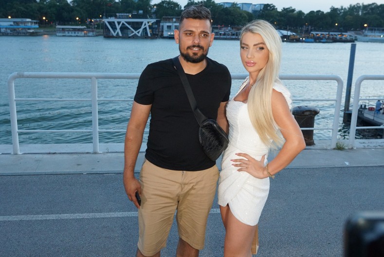 MILICA KEMEZ NAŠLA NOVOG DEČKA! Ne želi više da krije, on je obasipa skupocenim poklonima, Bori Santani će pozliti (FOTO)