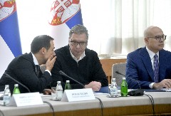 VUČIĆ NA SEDNICI VLADE SRBIJE Predsednik se odazvao pozivu Miloša Vučevića