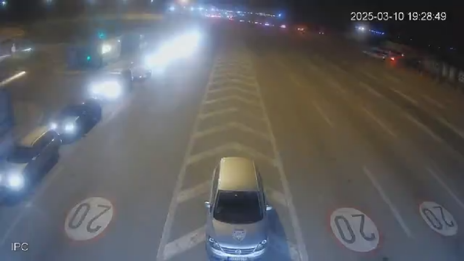 HAOS NA GRANICI Čeka se četiri sata na ovom prelazu (FOTO)