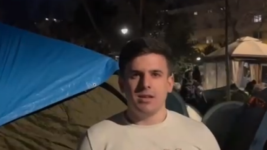 "MALOPRE SU TO POKUŠAVALI... BLOKADE SU BRZO POSTALE POLITIČKE" Student FPN-a za Alo! govorio šta se dešava u Pionirskom parku (VIDEO)