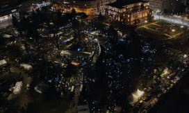 SNIMAK IZ DRONA! Pogledajte spektakularan trenutak, studenti koji žele da uče osvetlili Beograd! (VIDEO)
