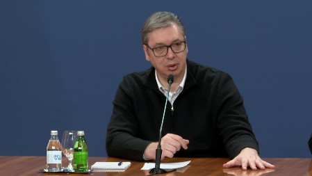 VUČIĆ POSLAO PORUKU STUDENTIMA BLOKADERIMA:" Hoću da vam ispričam nešto iz svog života"