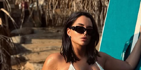 NE PRESTAJE SA GOLIŠAVIM IZDANJIMA! Žena od Sultana se skinula i bez blama pokazala čime raspolaže, šok kadrovi izazvali opštu pometnju (FOTO)