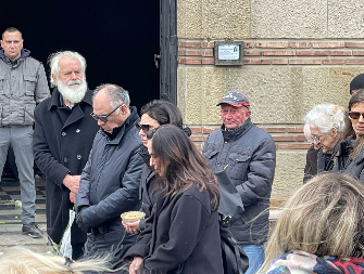 SAHRANJENA ĆERKA BULETA GONCIĆA (27) Prizori sa Novog groblja kidaju dušu, porodica van sebe od bola (VIDEO)